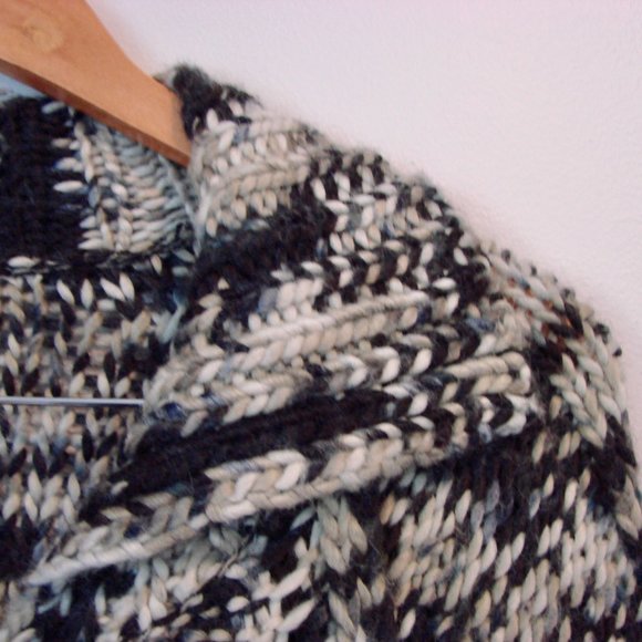 Chunky Knit Wool Cardigan Sweater 3/4 Sleeve Black Cream Gray Size Large - Picture 4 of 15